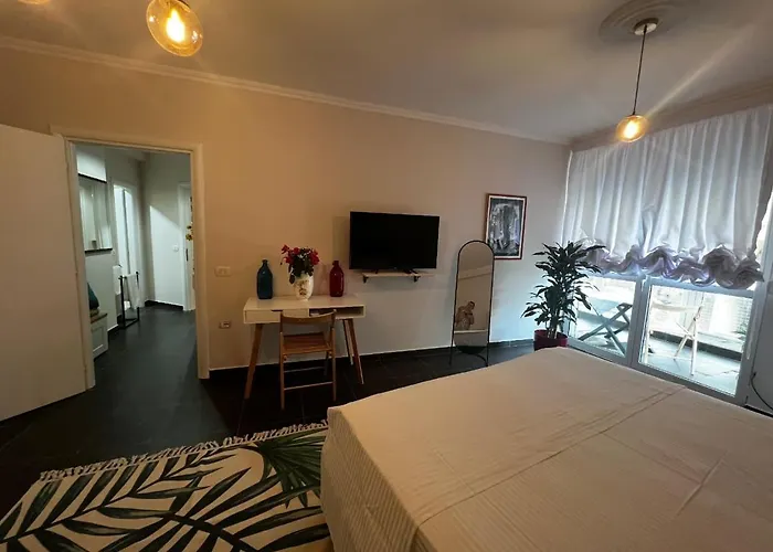 Apartment Adore